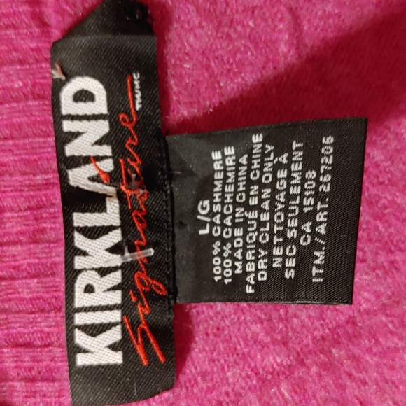 ❄️KS Women's Hot Pink V-neck Cashmere Sweater - Picture 5 of 6